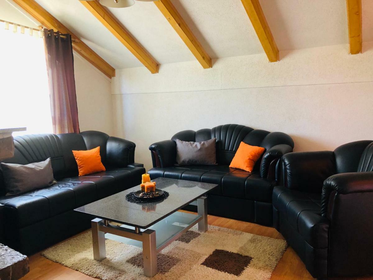 Adella Apartamento Saraievo Exterior foto