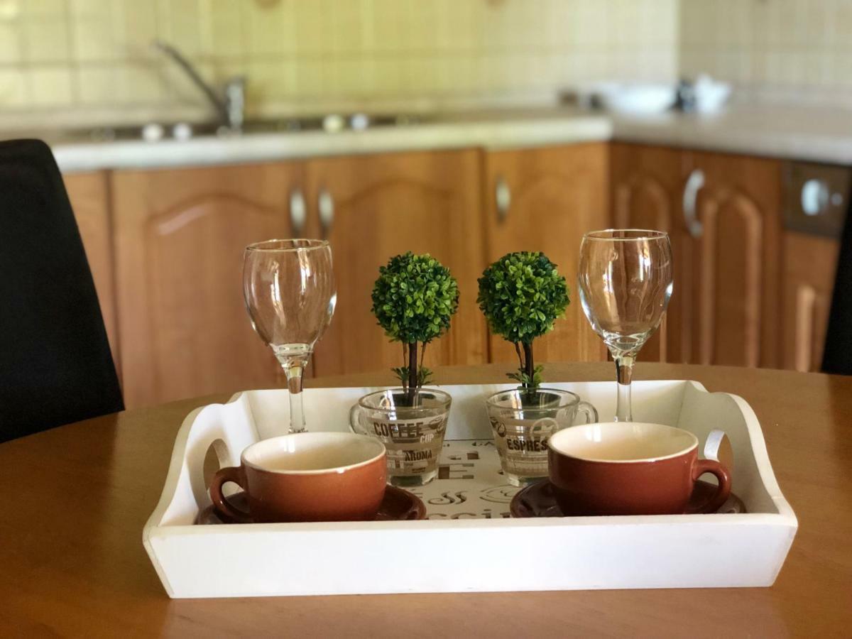 Adella Apartamento Saraievo Exterior foto